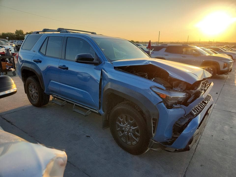 2025 TOYOTA 4RUNNER SR5 4