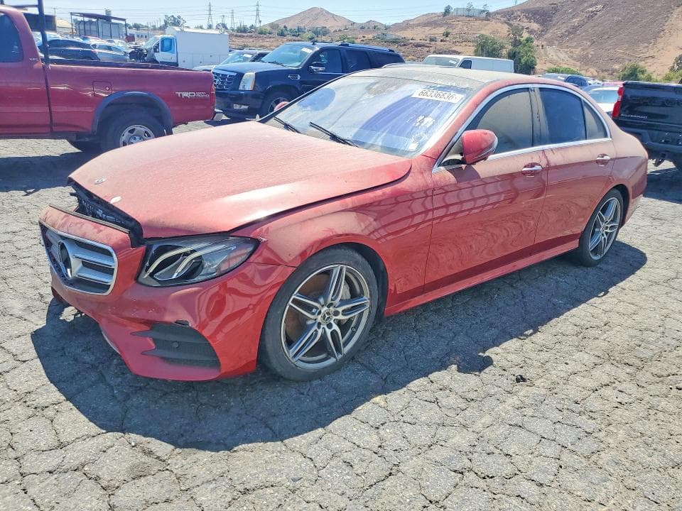2019 MERCEDES-BENZ E 300 - 1