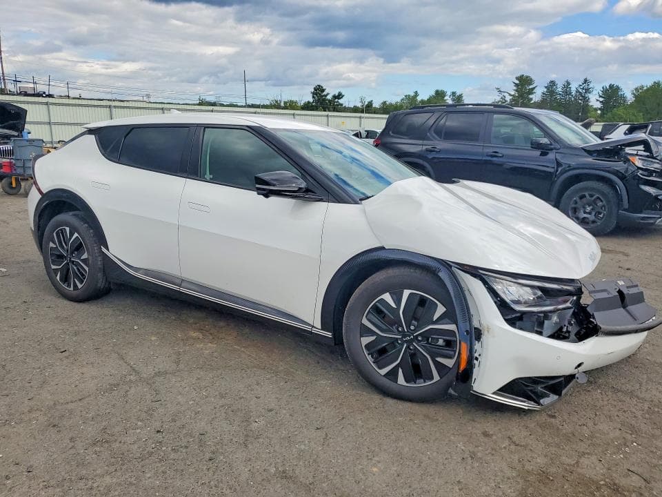 2024 KIA EV6 WIND 4