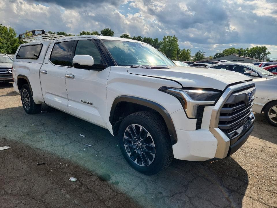 2022 TOYOTA TUNDRA CREWMAX LIMITED 4