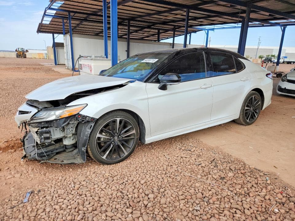 2018 TOYOTA CAMRY XSE V6 - 1