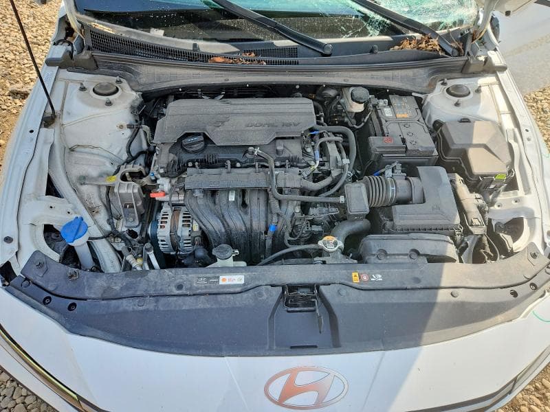2024 HYUNDAI ELANTRA SE 11