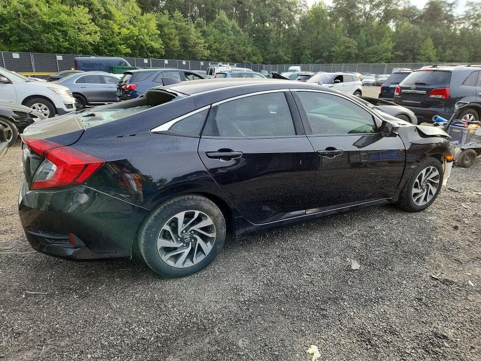 2017 HONDA CIVIC EX 3