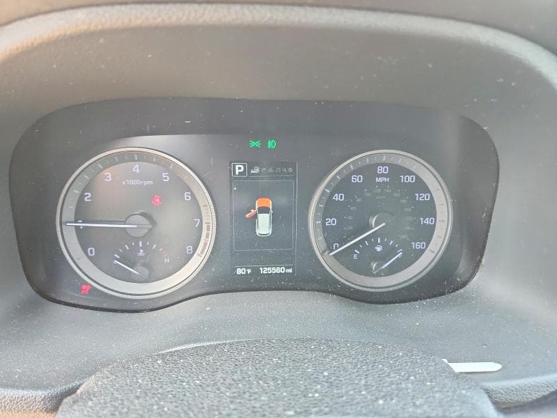 2017 HYUNDAI TUCSON LIMITED 9