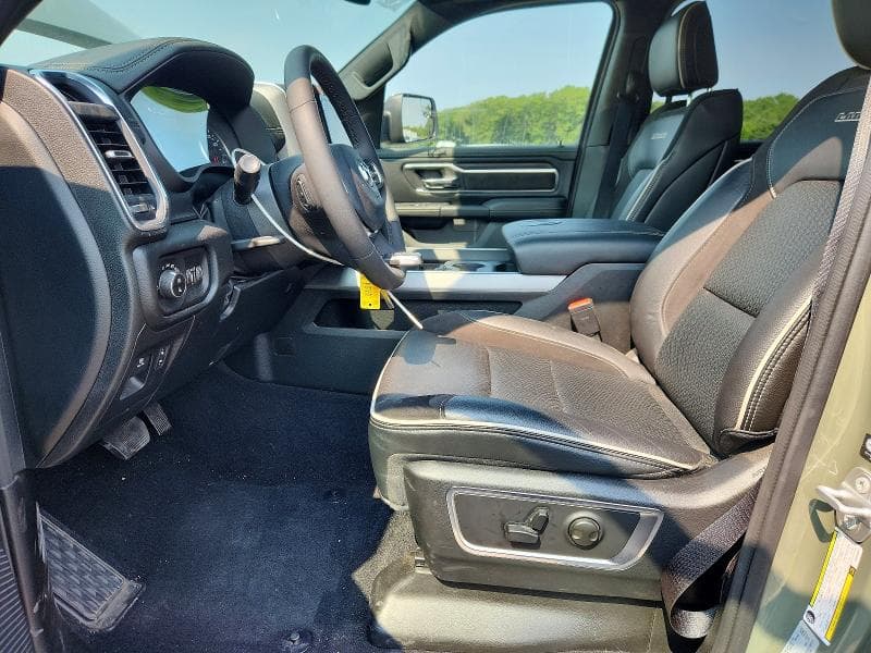 2026 RAM 1500 LARAMIE 7