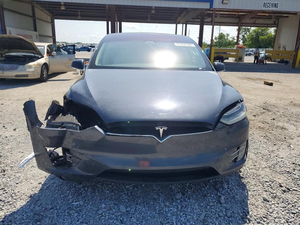 2017 TESLA MODEL X 5