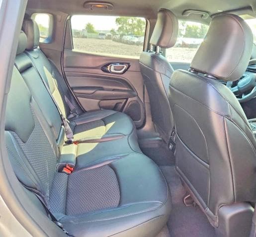 2026 JEEP COMPASS LATITUDE 10