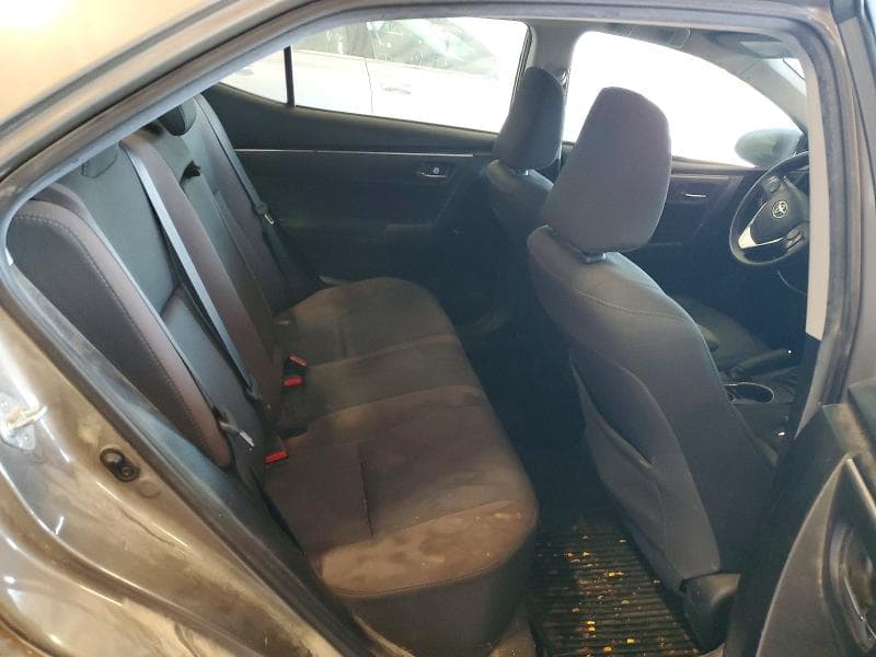 2018 TOYOTA COROLLA LE 10