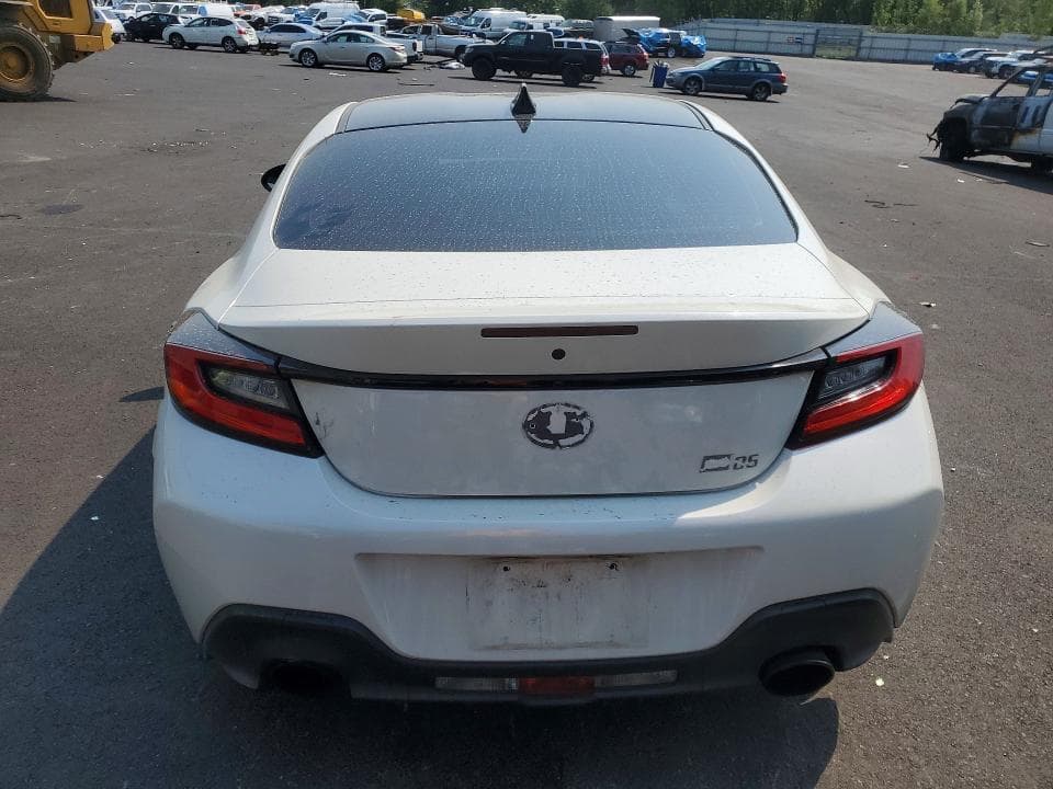2023 TOYOTA GR86 BASE 6