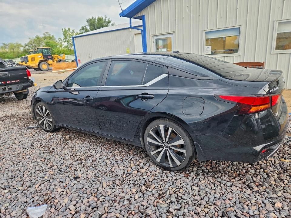 2019 NISSAN ALTIMA SR 2