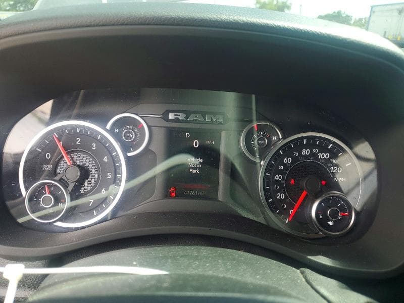 2025 RAM 2500 BIG HORN 9