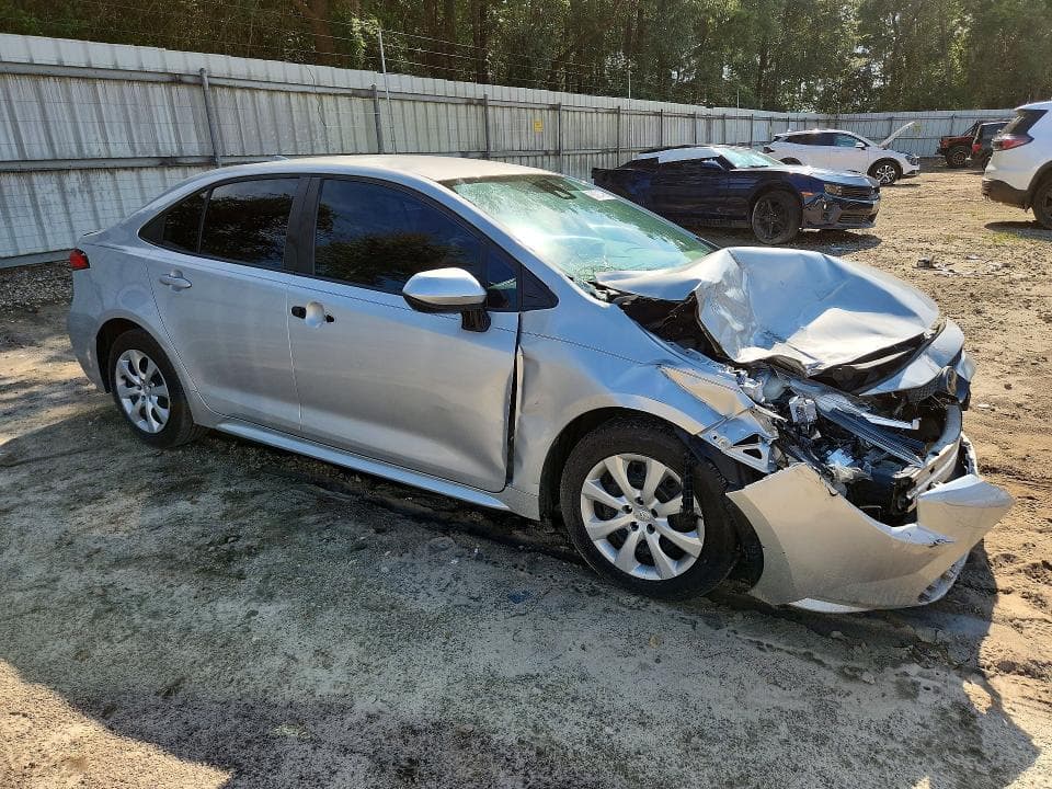 2021 TOYOTA COROLLA LE 4