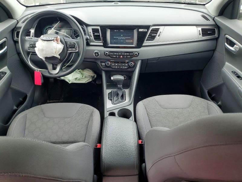 2018 KIA NIRO LX 8