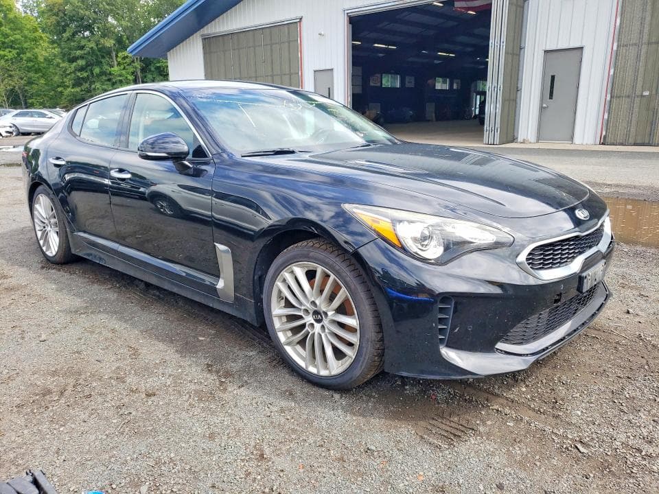 2018 KIA STINGER BASE 4