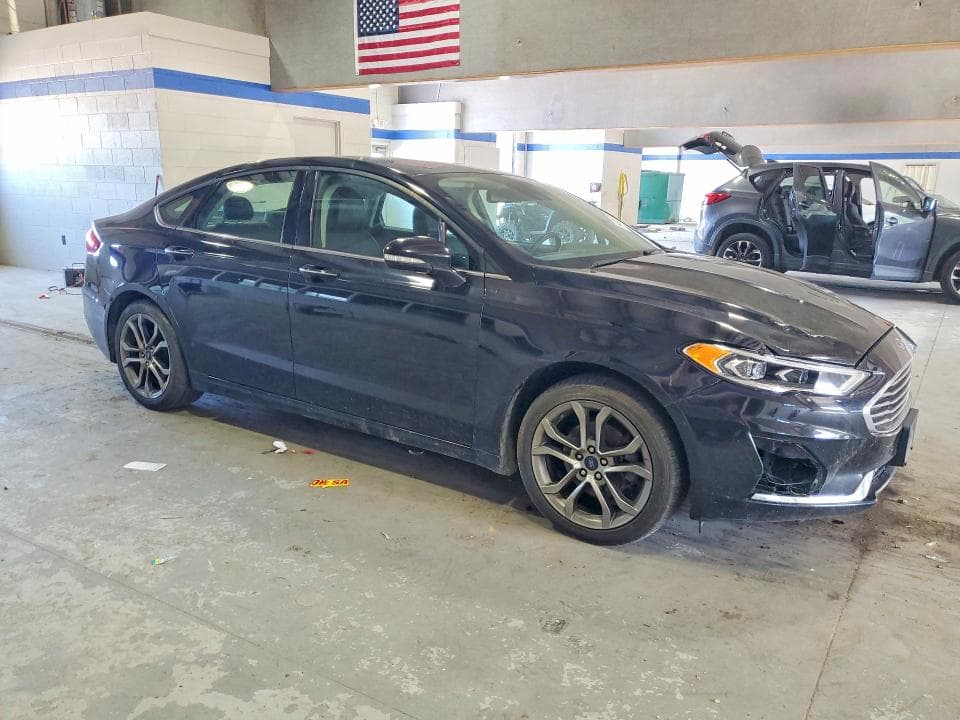 2020 FORD FUSION SEL 4