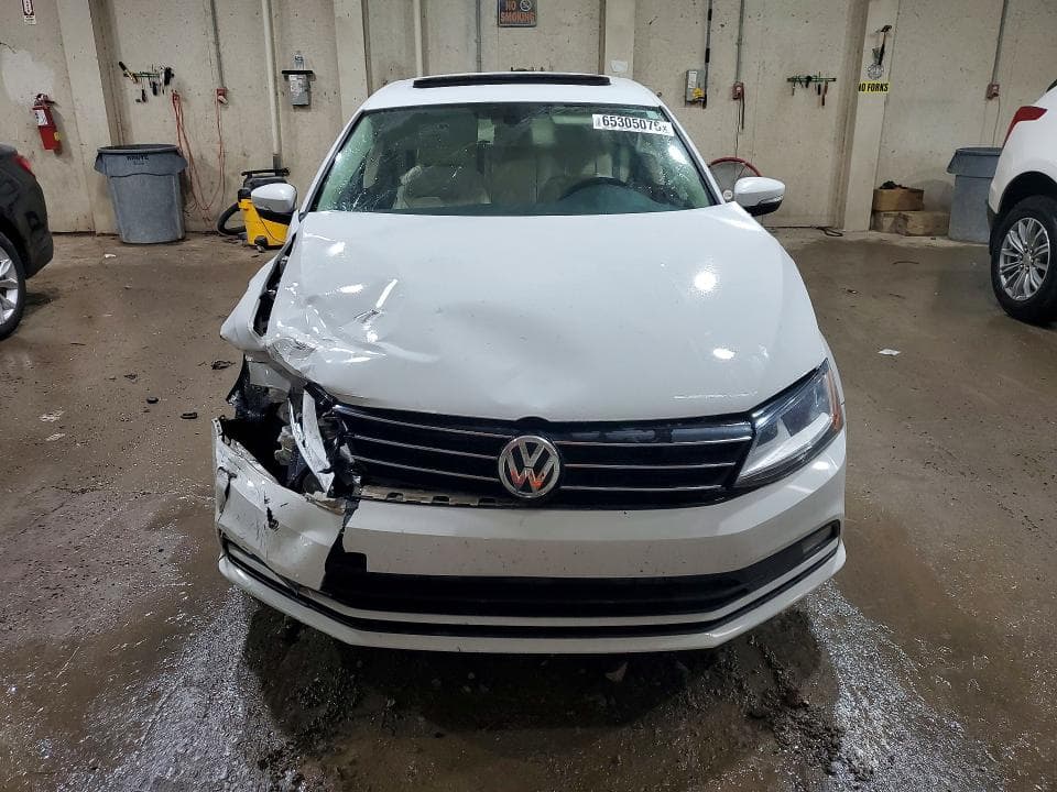 2017 VOLKSWAGEN JETTA SEL 5