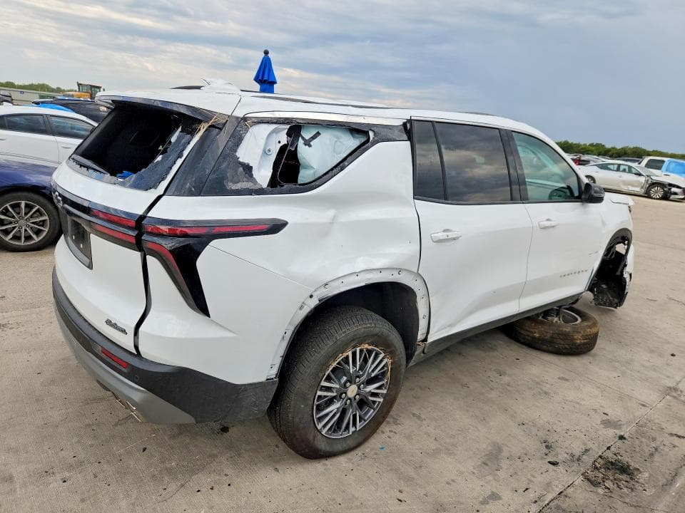 2026 CHEVROLET TRAVERSE LT 3