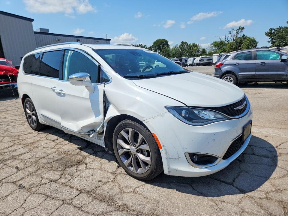 2020 CHRYSLER PACIFICA LIMITED 4