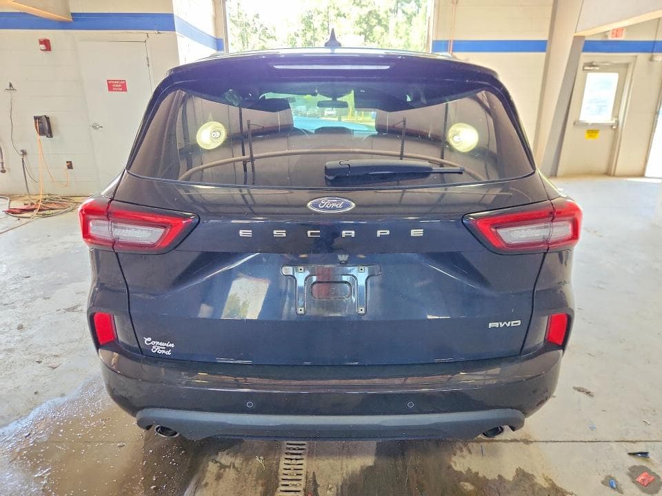 2024 FORD ESCAPE ST LINE 6