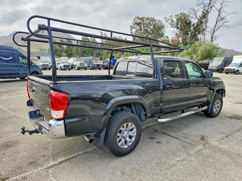 2017 TOYOTA TACOMA SR5 V6 3