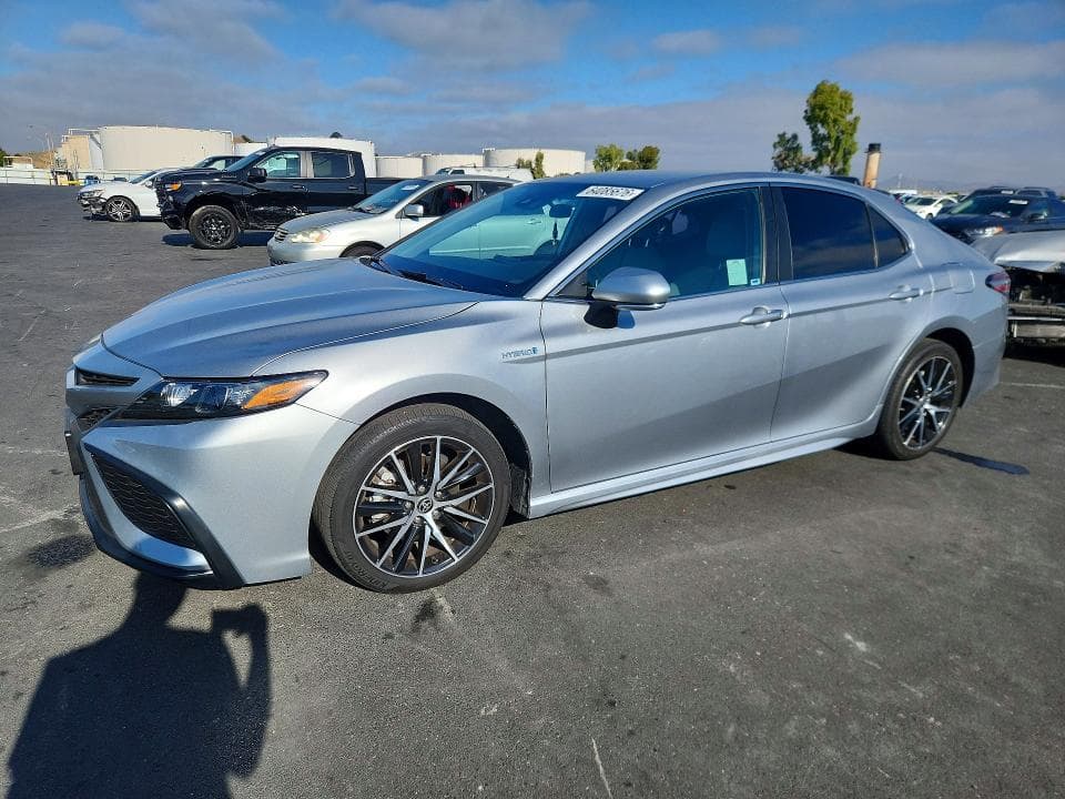 2021 TOYOTA CAMRY SE - 1