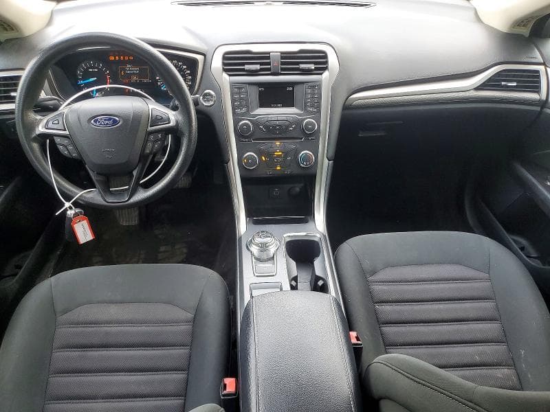 2017 FORD FUSION SE 8