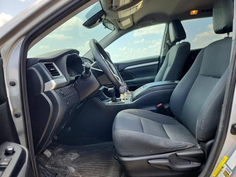 2018 TOYOTA HIGHLANDER LE 7