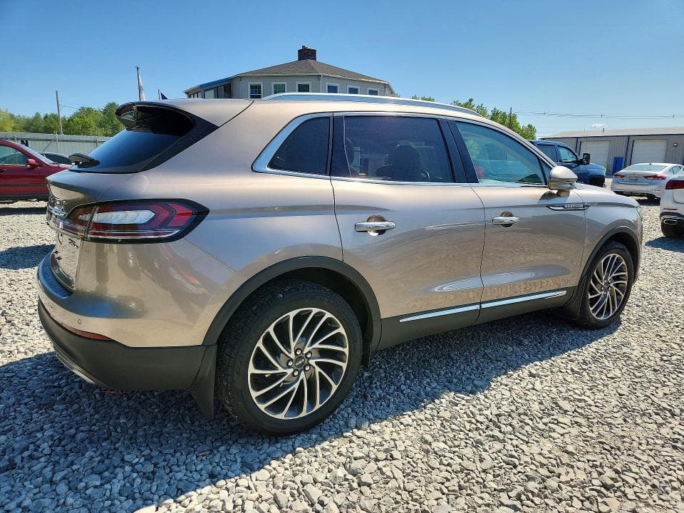 2019 LINCOLN NAUTILUS RESERVE 3