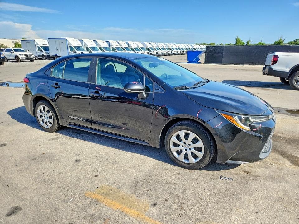 2020 TOYOTA COROLLA LE 4