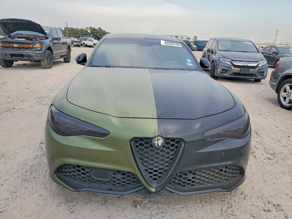2018 ALFA ROMEO GIULIA TI 5