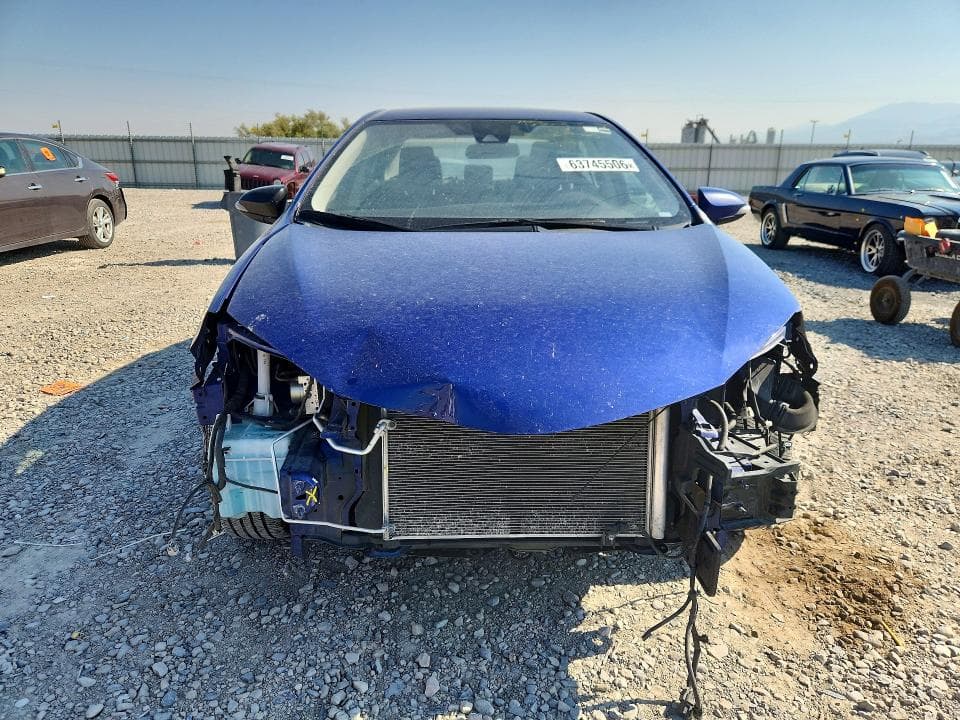 2017 TOYOTA COROLLA SE 5