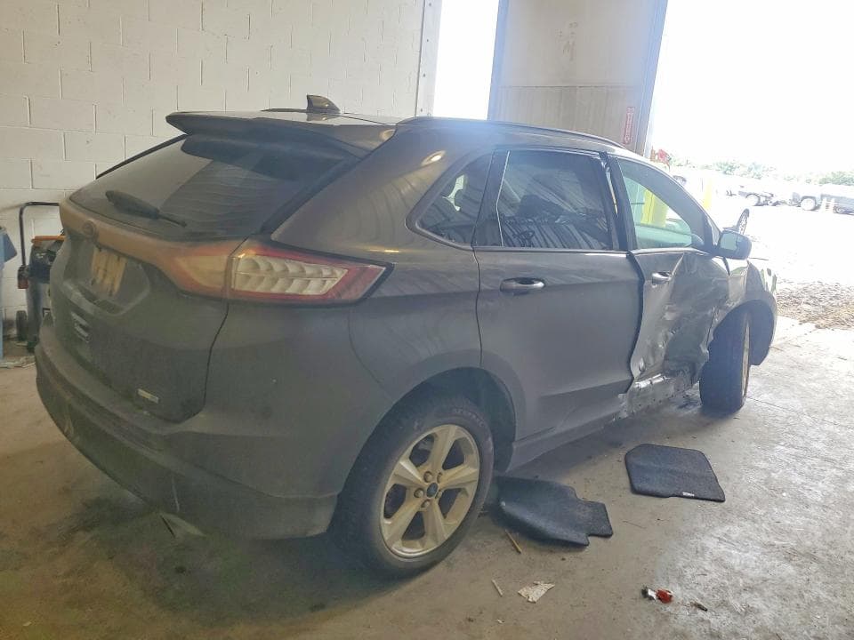 2017 FORD EDGE SE 3