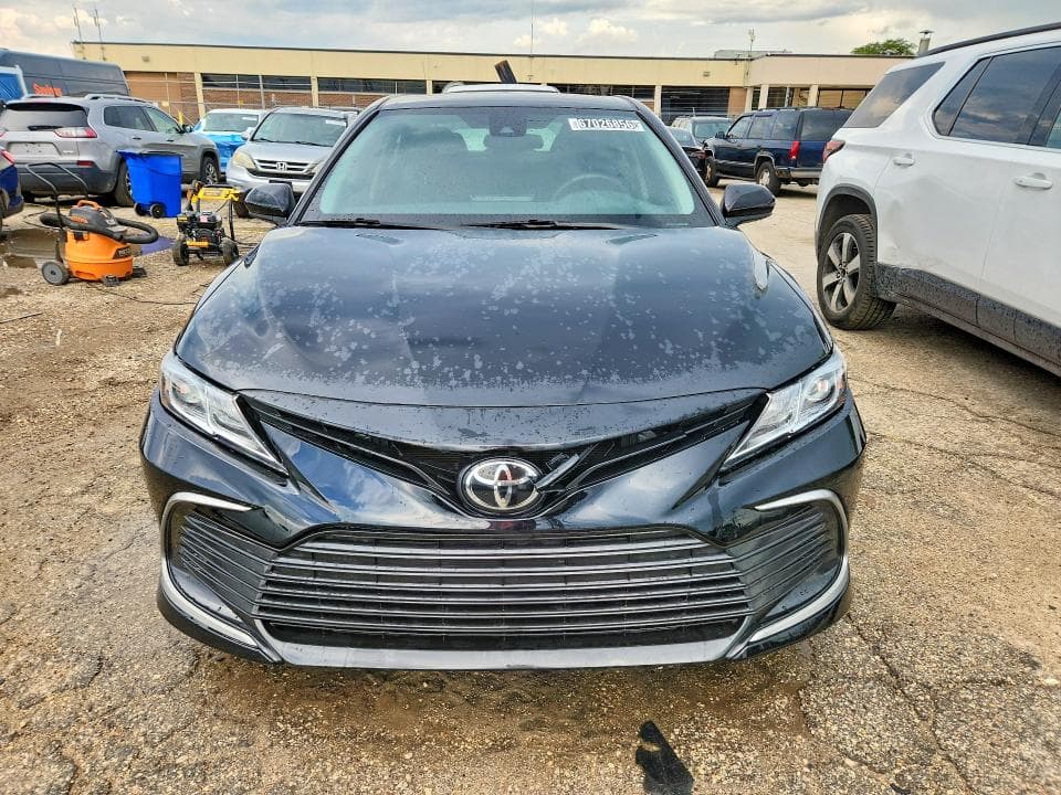 2023 TOYOTA CAMRY LE 5