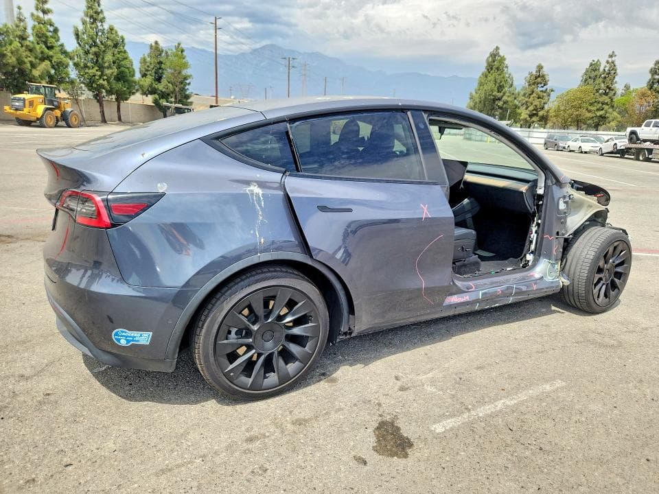 2021 TESLA MODEL Y 3