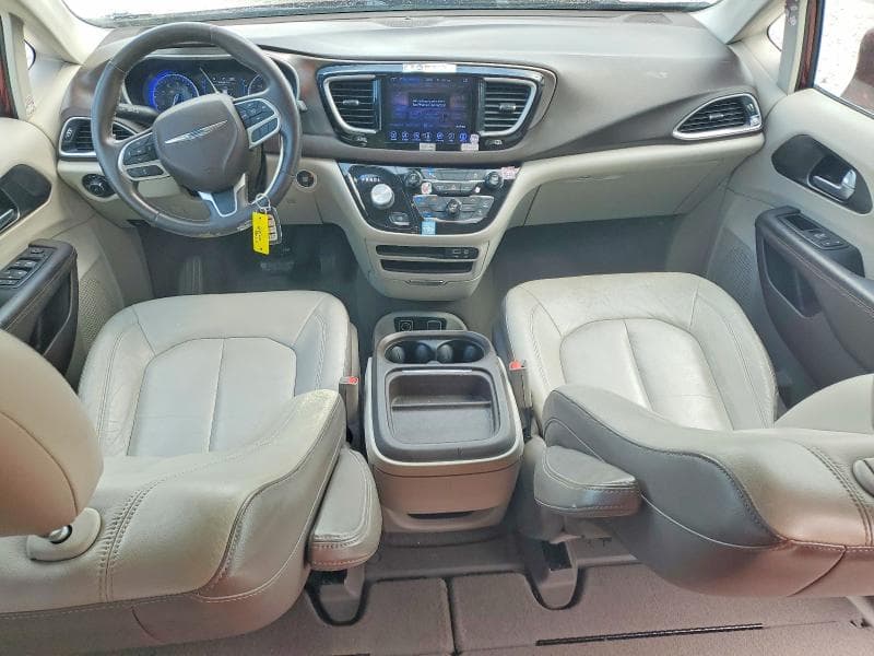 2017 CHRYSLER PACIFICA TOURING L 8