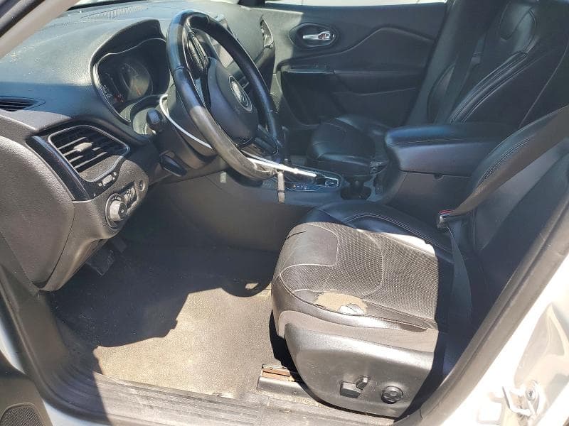 2019 JEEP CHEROKEE LATITUDE PLUS 7