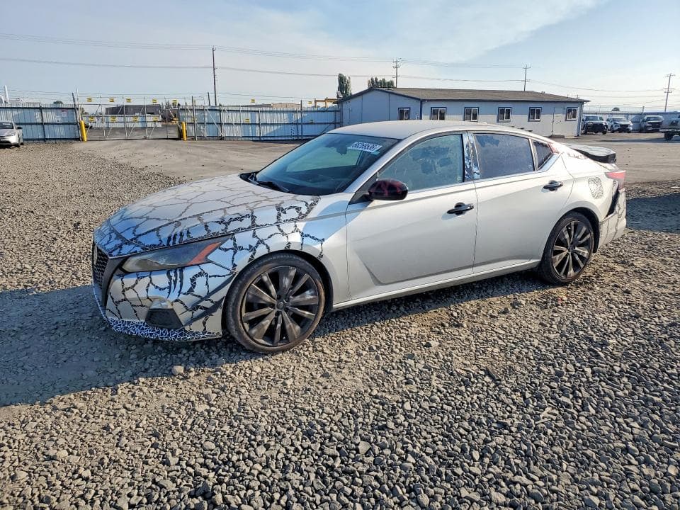 2022 NISSAN ALTIMA SR