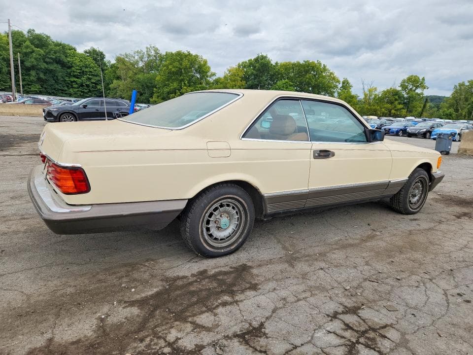 1982 MERCEDES-BENZ 380 SEC 3