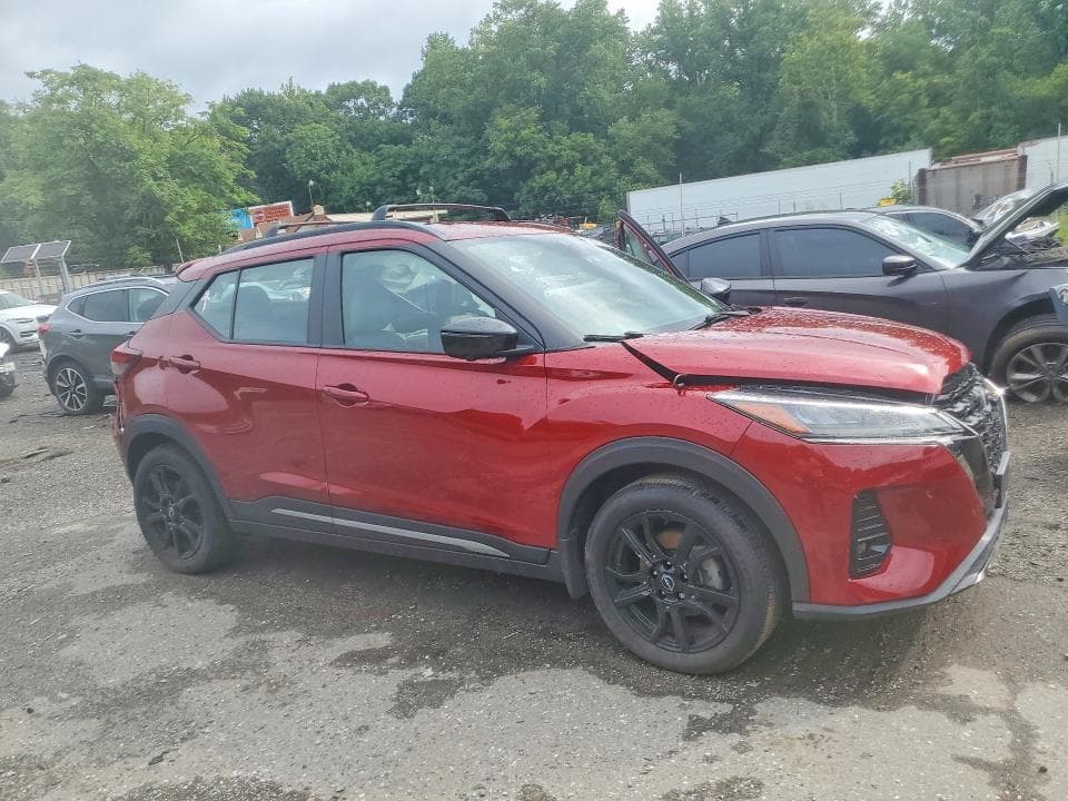 2024 NISSAN KICKS SR 4