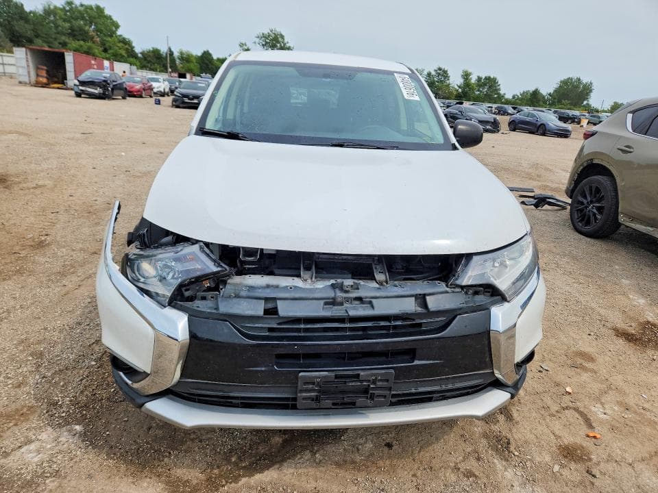 2017 MITSUBISHI OUTLANDER ES 5