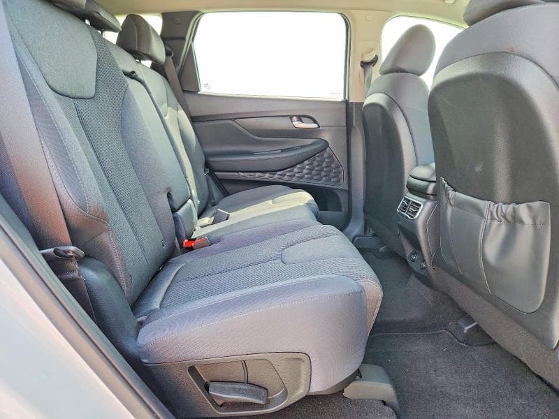 2021 HYUNDAI SANTA FE SE 11