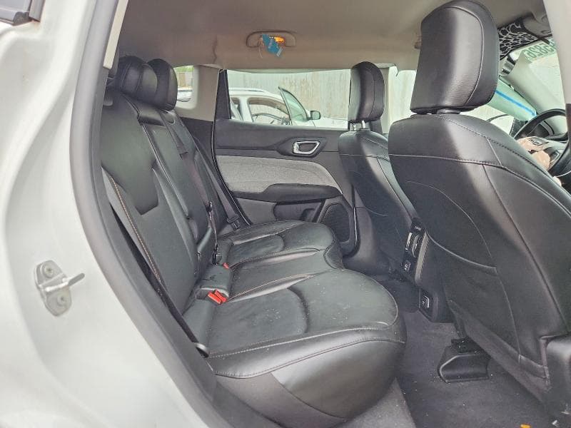 2022 JEEP COMPASS LATITUDE LUX 11