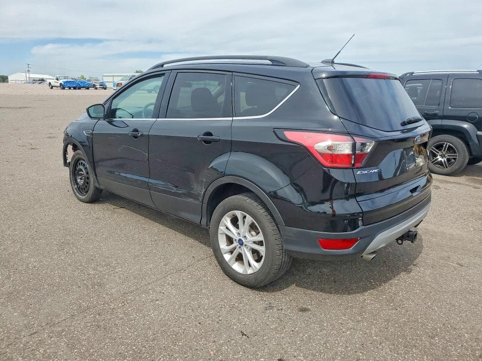 2017 FORD ESCAPE SE 2
