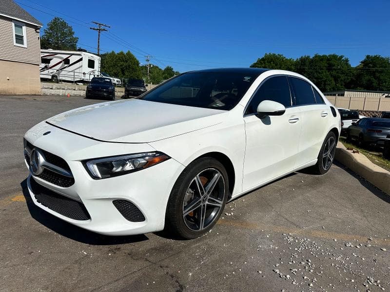 2019 MERCEDES-BENZ A 220 - 1