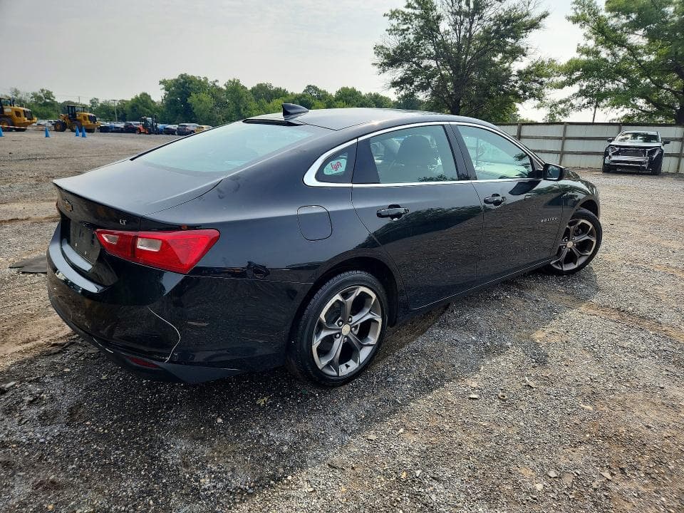 2023 CHEVROLET MALIBU LT 3