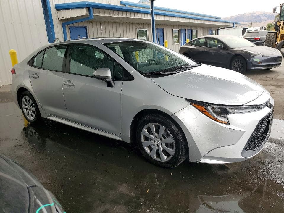 2021 TOYOTA COROLLA LE 4