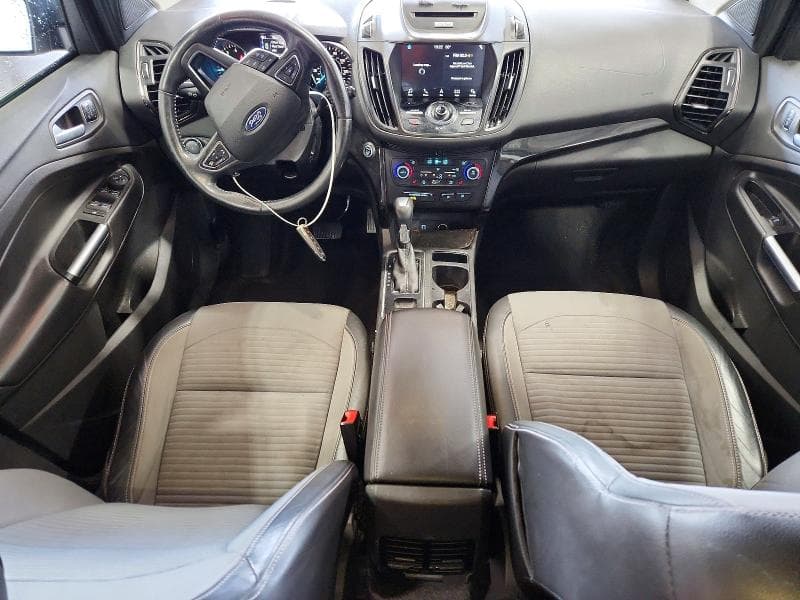 2017 FORD ESCAPE TITANIUM 8