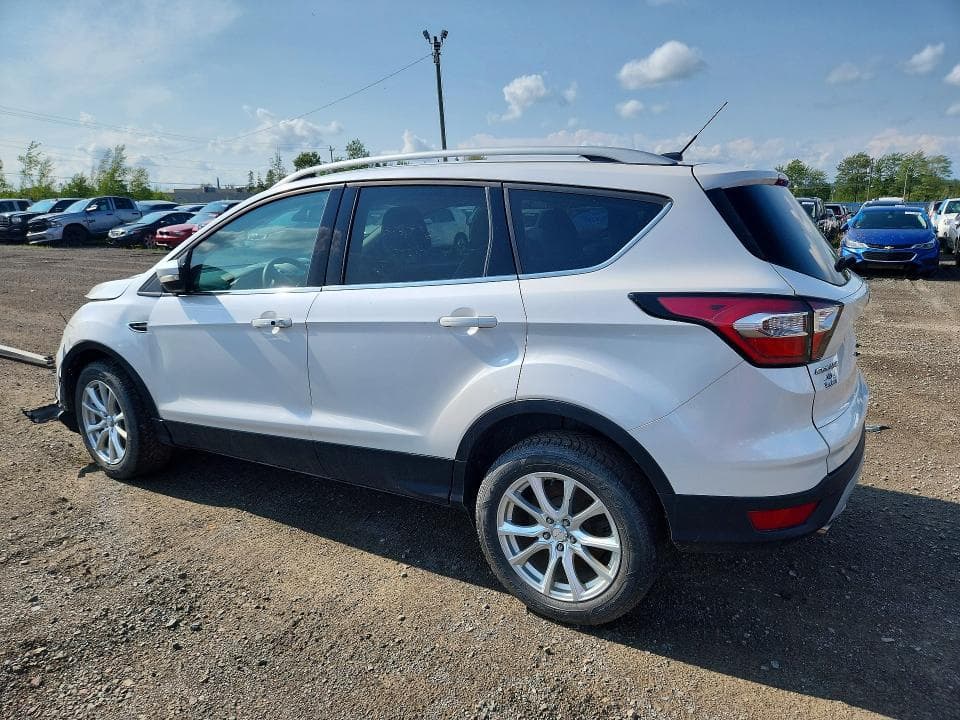 2017 FORD ESCAPE TITANIUM 2