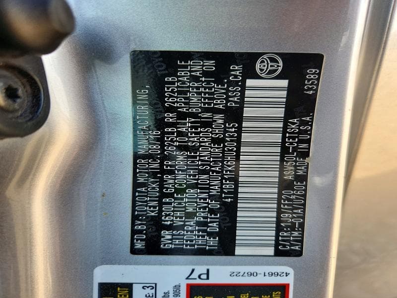 2017 TOYOTA CAMRY SE 12