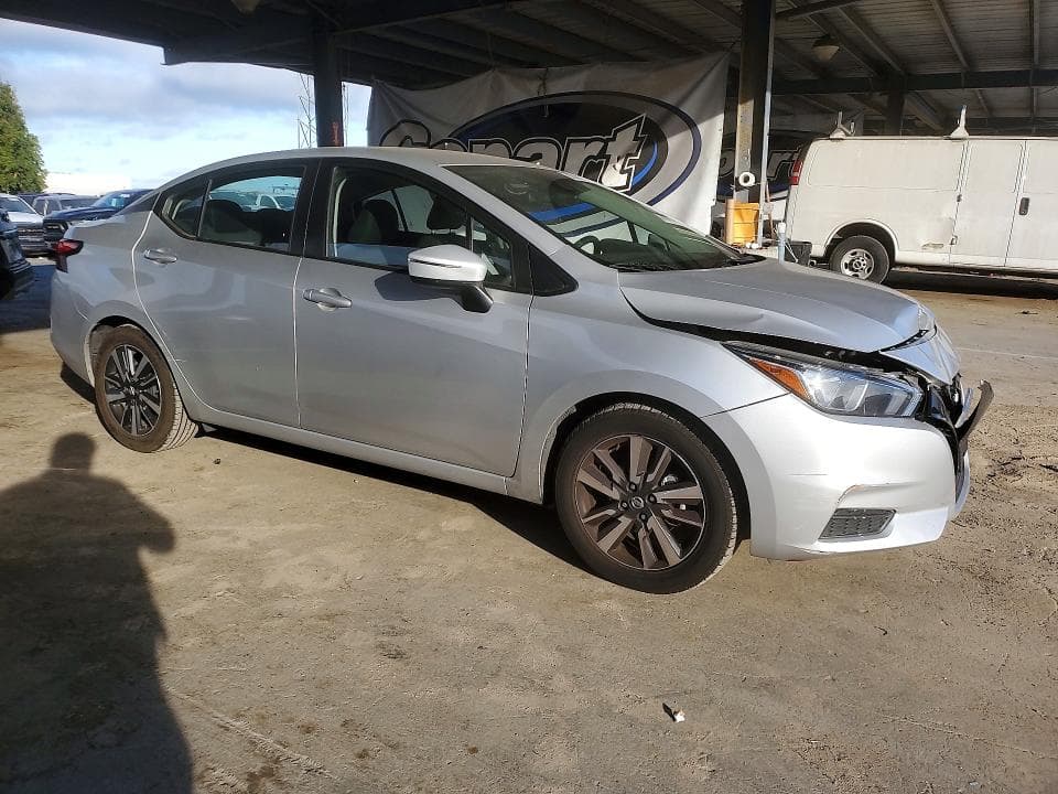2021 NISSAN VERSA SV 4